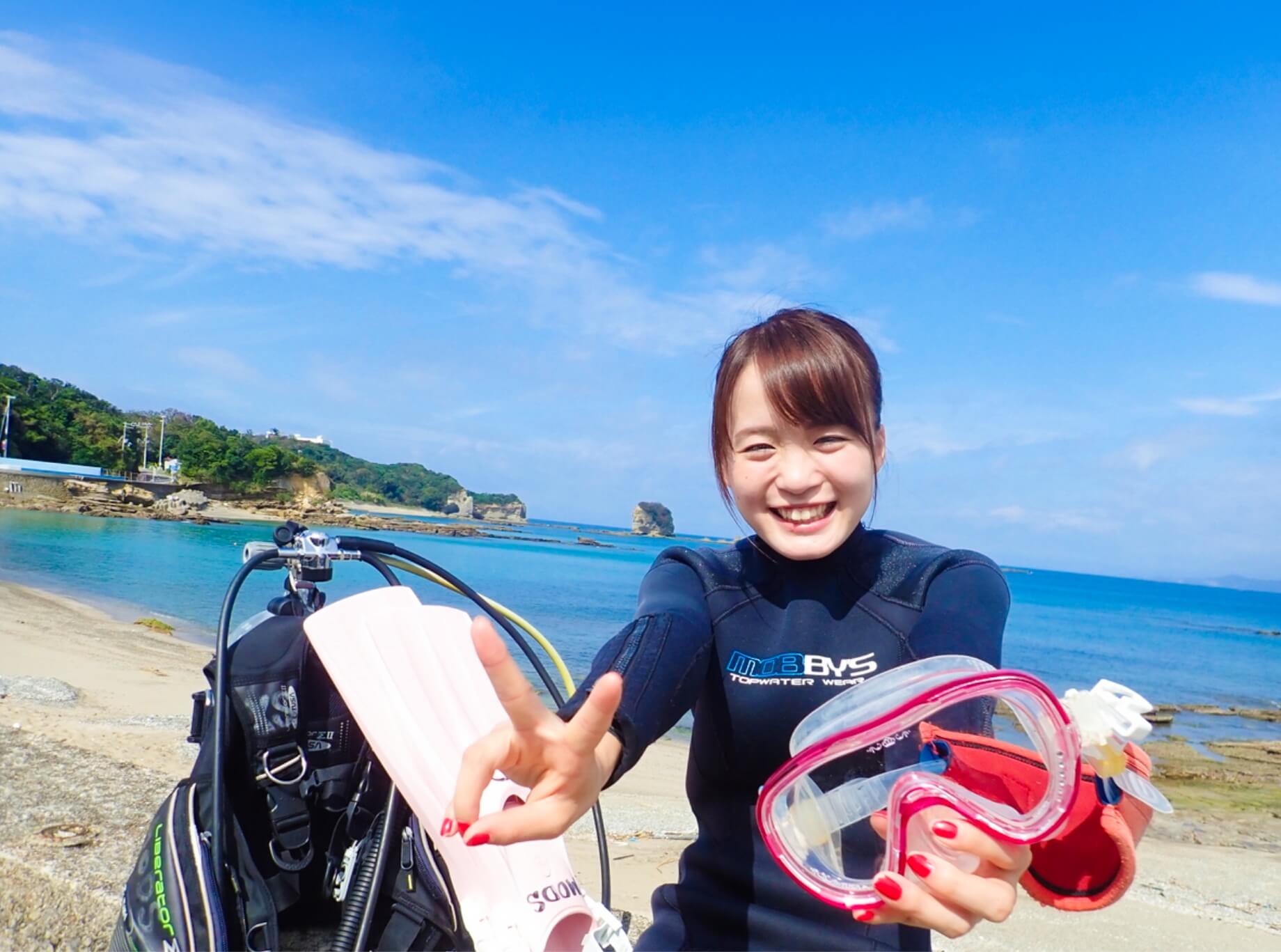 Diving experience in the sea off Shirahama